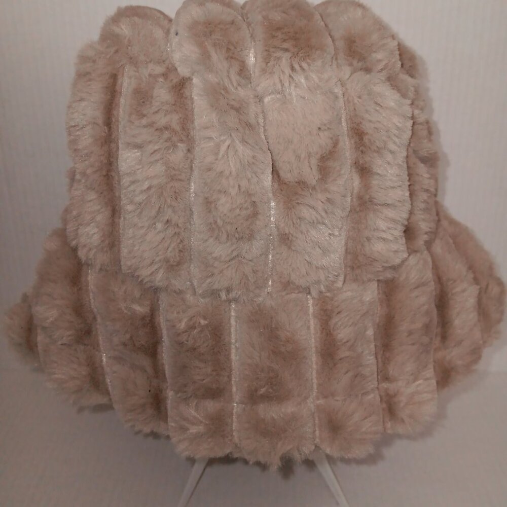 WOMEN'S  FAUX FUR FUZZY BUCKET HAT
